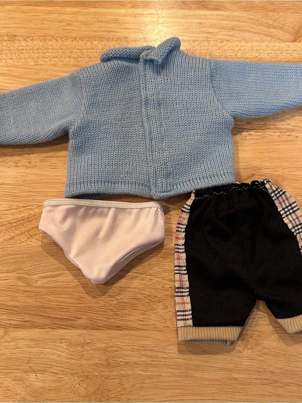 American Girl Summer McKinney with Handmade custom horse sweater 18 inches